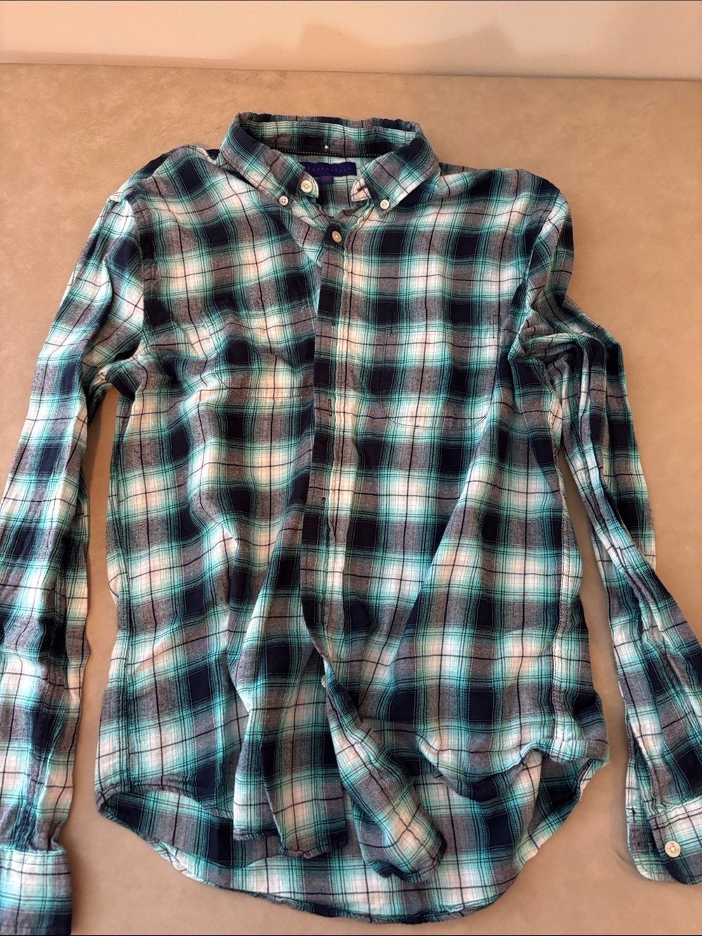 Aeropostale Teal and Black Plaid Button-Down Shirt